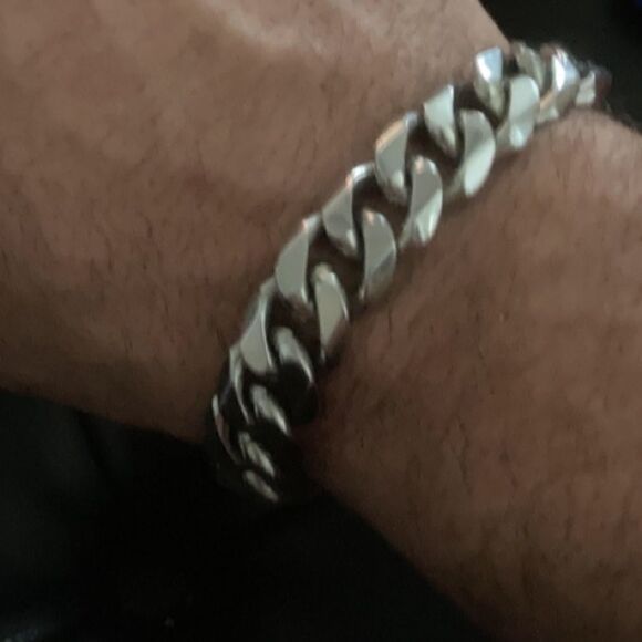 Men’s 15mm Wide Cuban Curb Stainless Bracelet - Picture 3 of 6